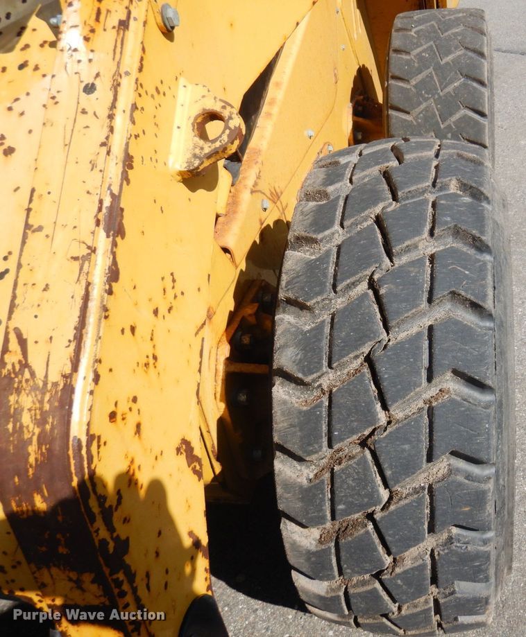 image for item KU9989 2012 Caterpillar 262C  skid steer loader