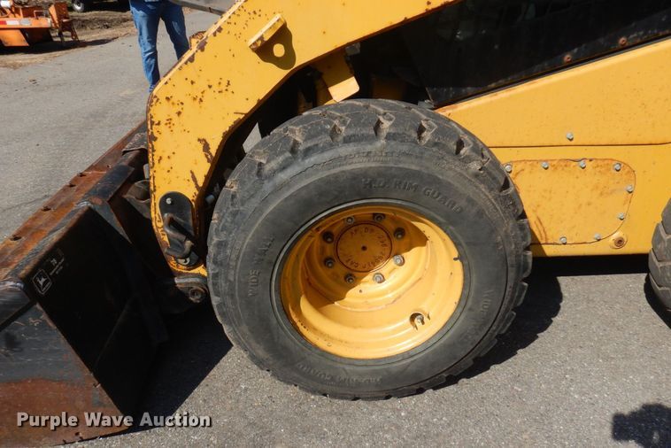 image for item KU9989 2012 Caterpillar 262C  skid steer loader