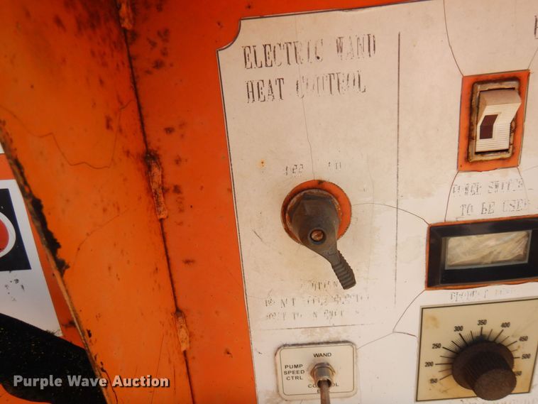 image for item KU9990 1994 Stepp  melter applicator