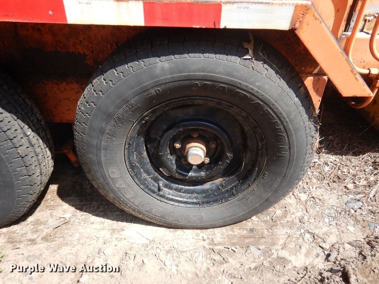 image for item KU9990 1994 Stepp  melter applicator