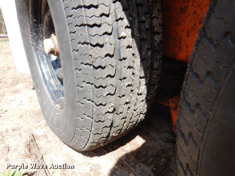 image for item KU9990 1994 Stepp  melter applicator