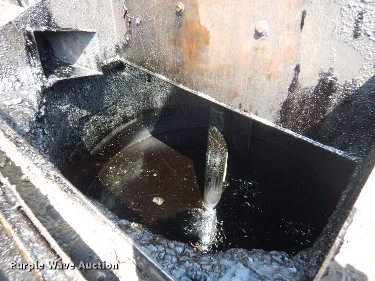 image for item KU9991 1994 Cimline 105D  melter applicator