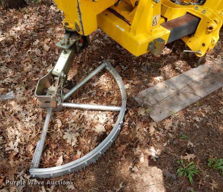 image for item KU9999 US Ditcher  guardrail mower