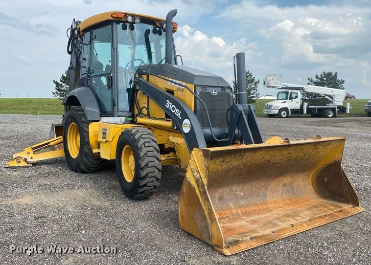 image for item KW9258 2018 John Deere 310SL  backhoe