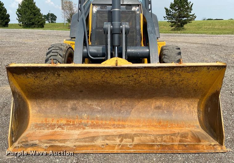 image for item KW9258 2018 John Deere 310SL  backhoe