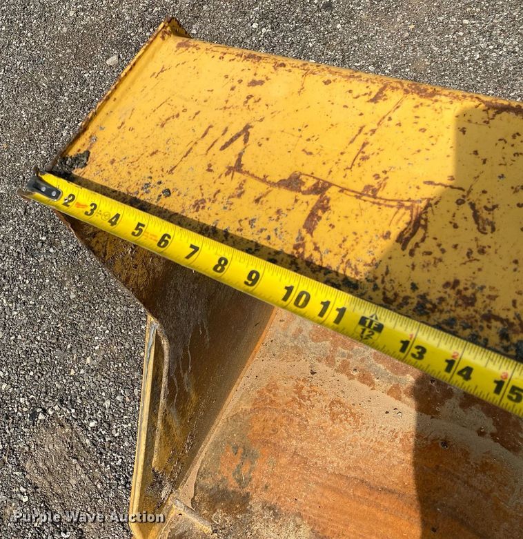 image for item KW9258 2018 John Deere 310SL  backhoe