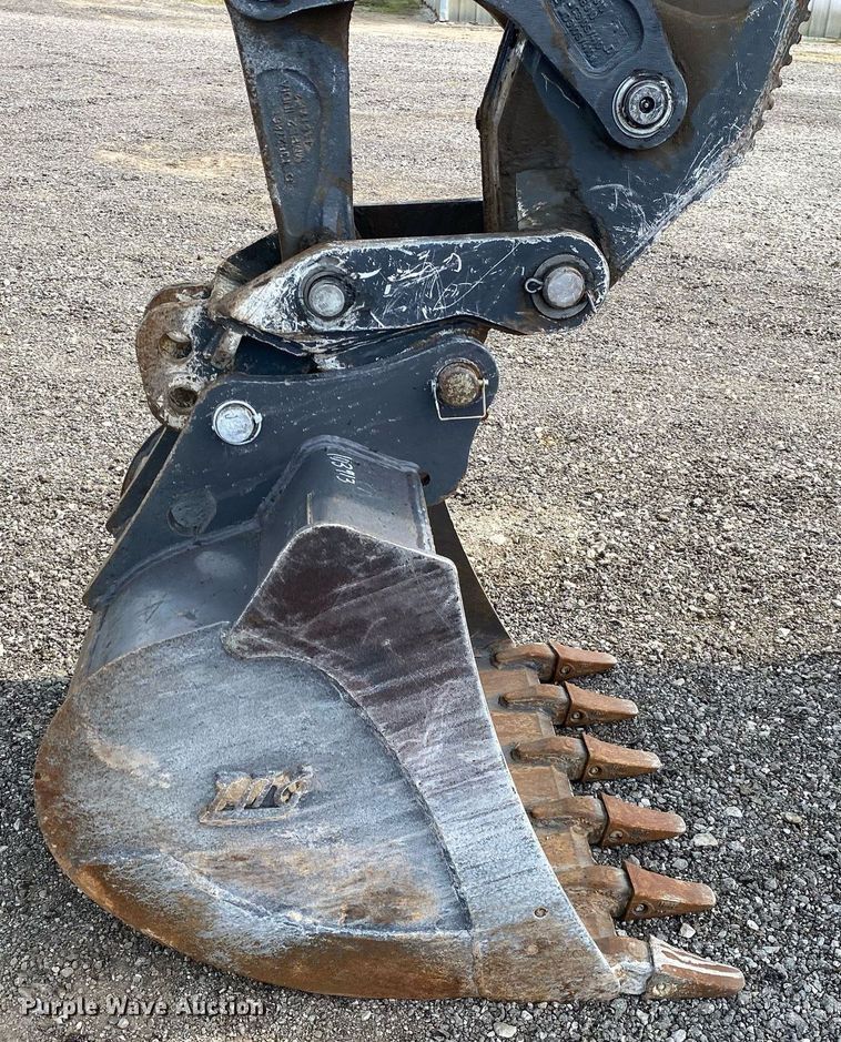 image for item KW9258 2018 John Deere 310SL  backhoe