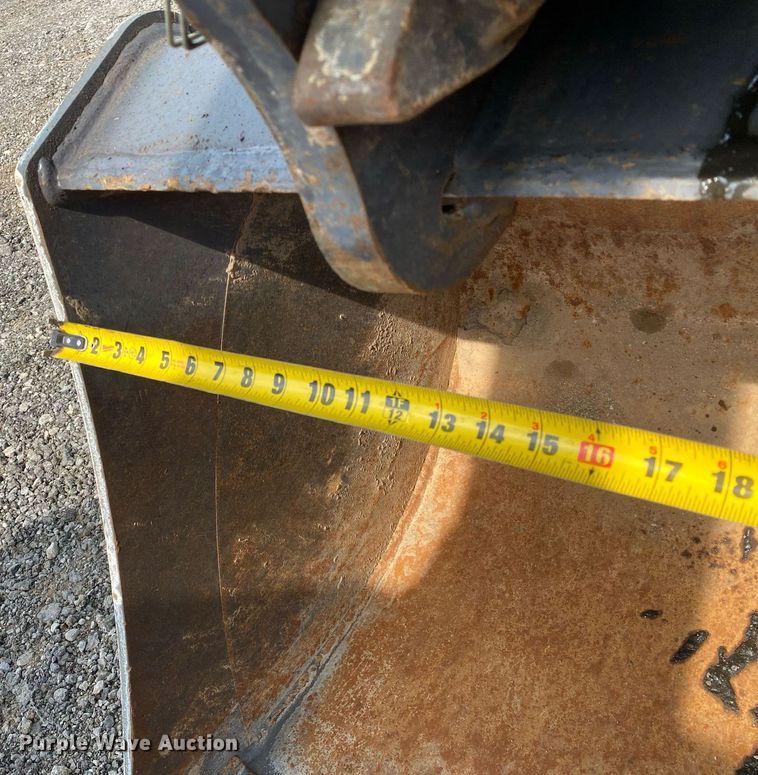 image for item KW9258 2018 John Deere 310SL  backhoe