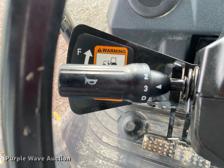 image for item KW9258 2018 John Deere 310SL  backhoe