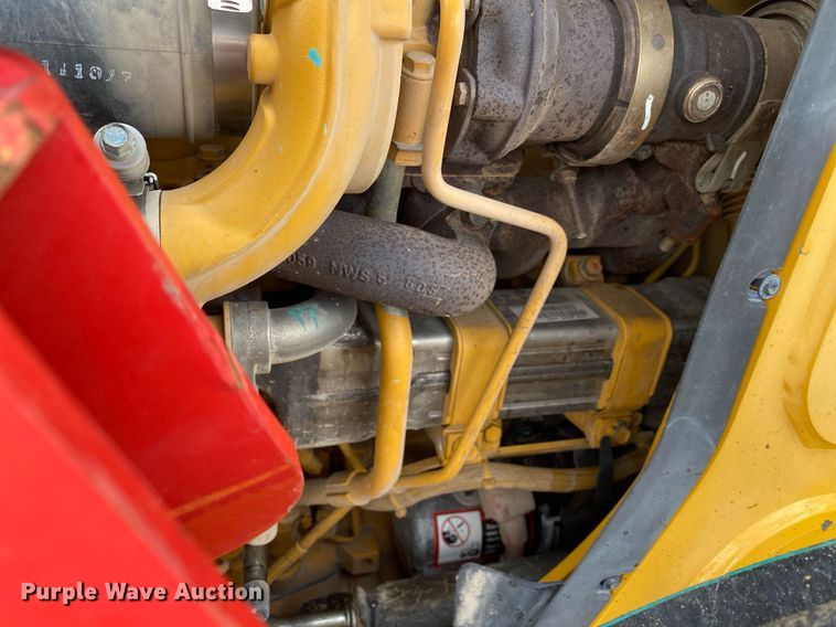 image for item KW9258 2018 John Deere 310SL  backhoe