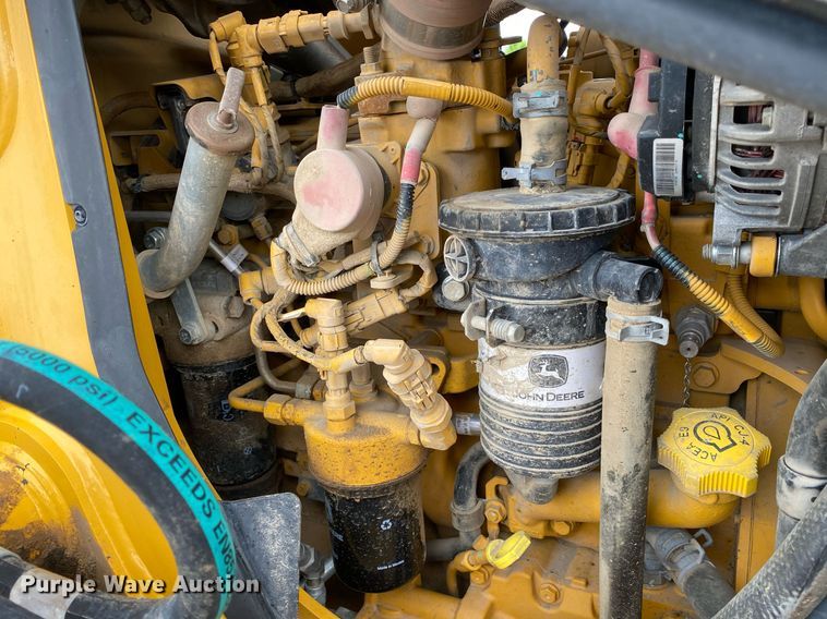 image for item KW9258 2018 John Deere 310SL  backhoe