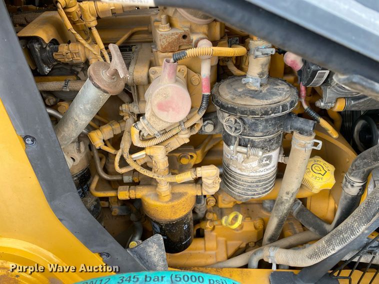 image for item KW9258 2018 John Deere 310SL  backhoe