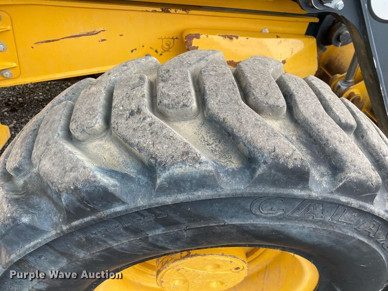 image for item KW9258 2018 John Deere 310SL  backhoe