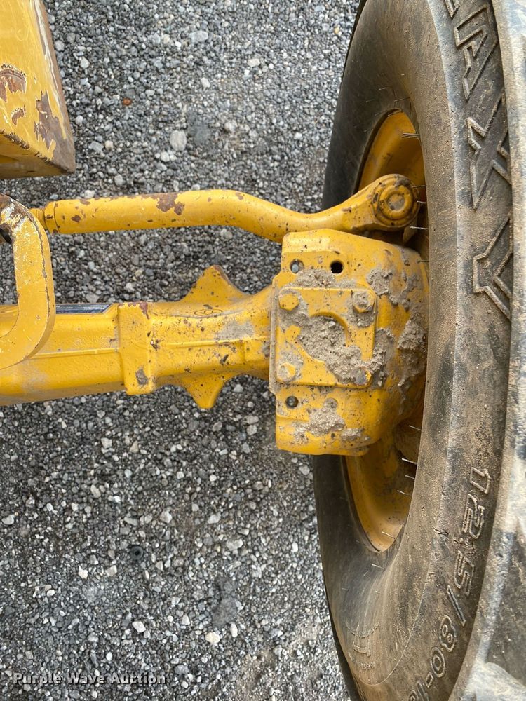 image for item KW9258 2018 John Deere 310SL  backhoe