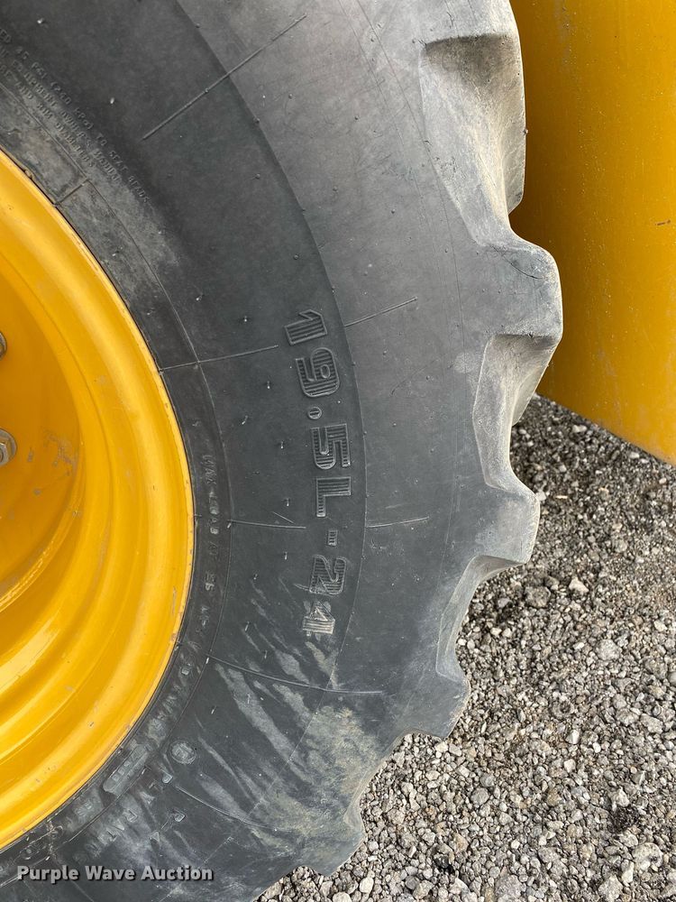 image for item KW9258 2018 John Deere 310SL  backhoe