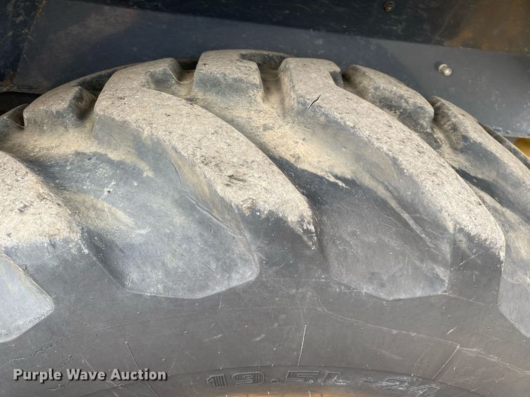 image for item KW9258 2018 John Deere 310SL  backhoe