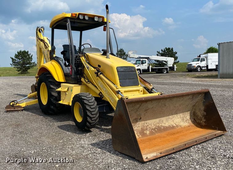 image for item KW9259 2002 New Holland LB75B  backhoe