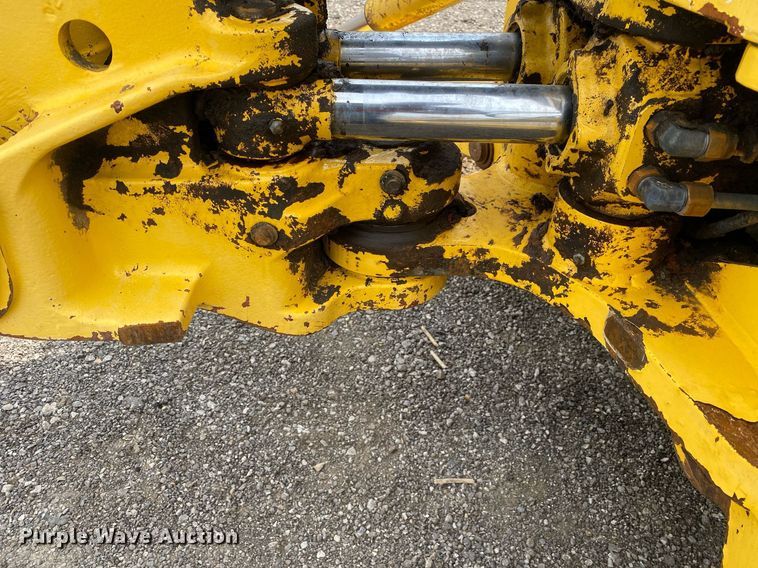 image for item KW9259 2002 New Holland LB75B  backhoe