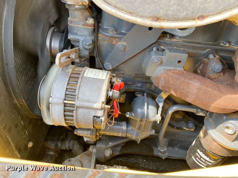 image for item KW9259 2002 New Holland LB75B  backhoe