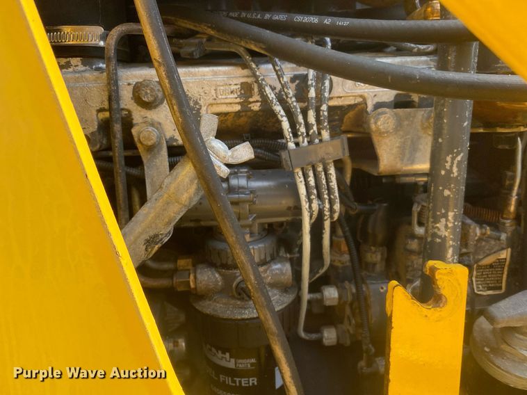 image for item KW9259 2002 New Holland LB75B  backhoe