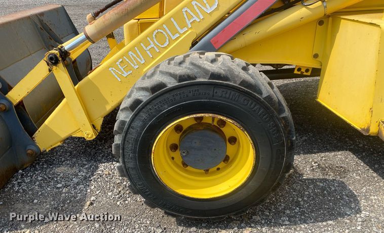 image for item KW9259 2002 New Holland LB75B  backhoe