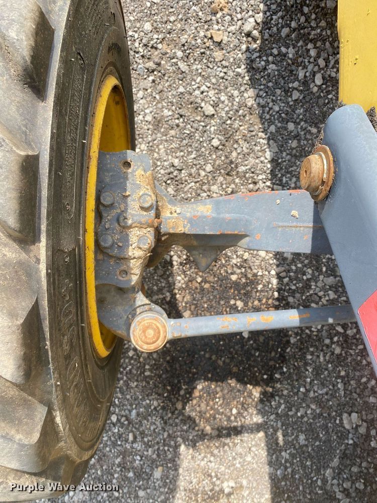 image for item KW9259 2002 New Holland LB75B  backhoe