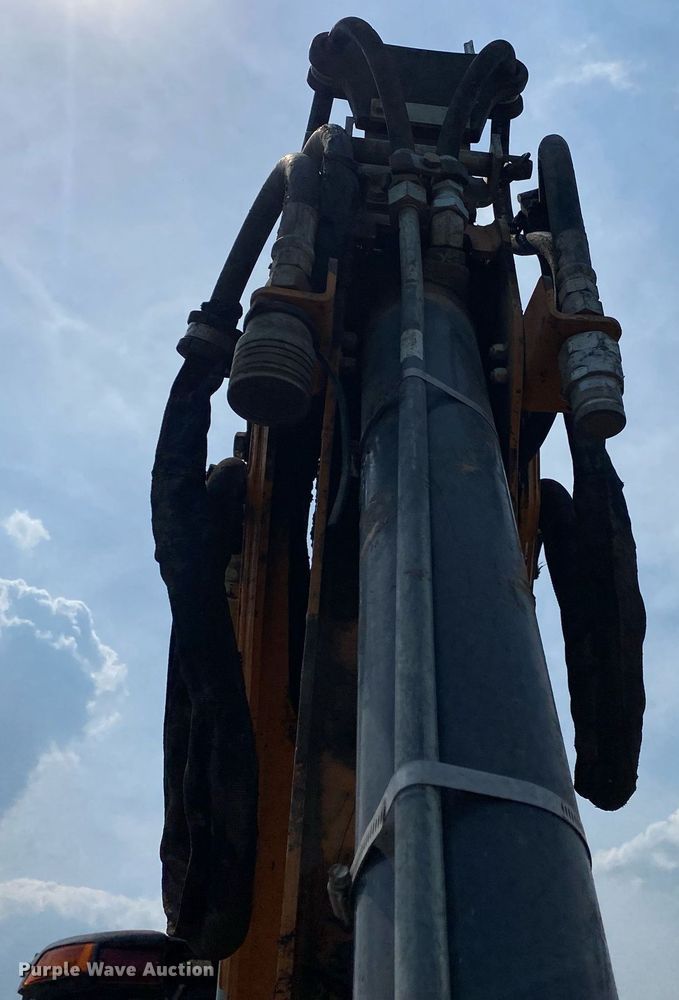 image for item KW9261 2016 Case 580 Super N  backhoe