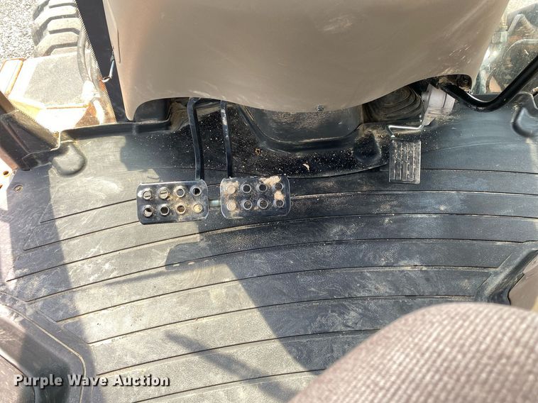 image for item KW9261 2016 Case 580 Super N  backhoe