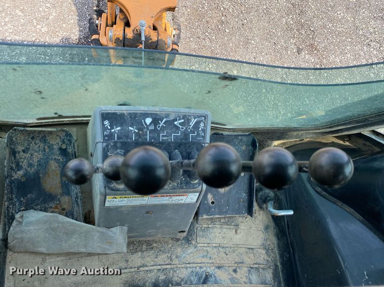 image for item KW9261 2016 Case 580 Super N  backhoe