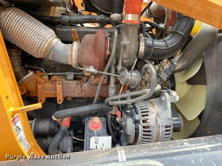 image for item KW9261 2016 Case 580 Super N  backhoe