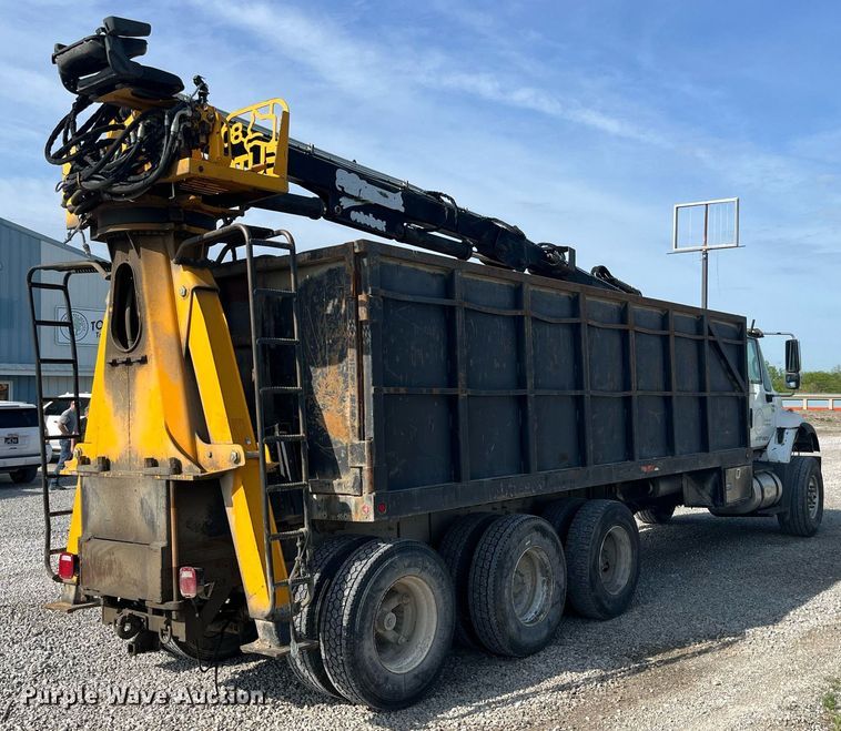 image for item LA9945 2006 International 7700  log loader truck