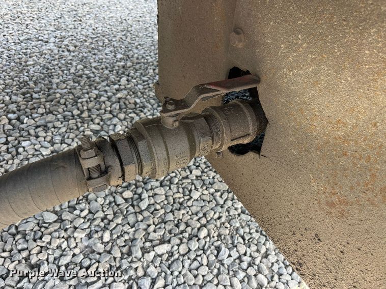 image for item LA9945 2006 International 7700  log loader truck