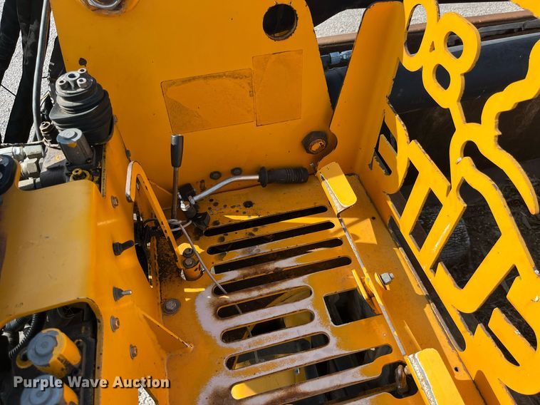 image for item LA9945 2006 International 7700  log loader truck