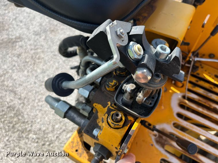 image for item LA9945 2006 International 7700  log loader truck