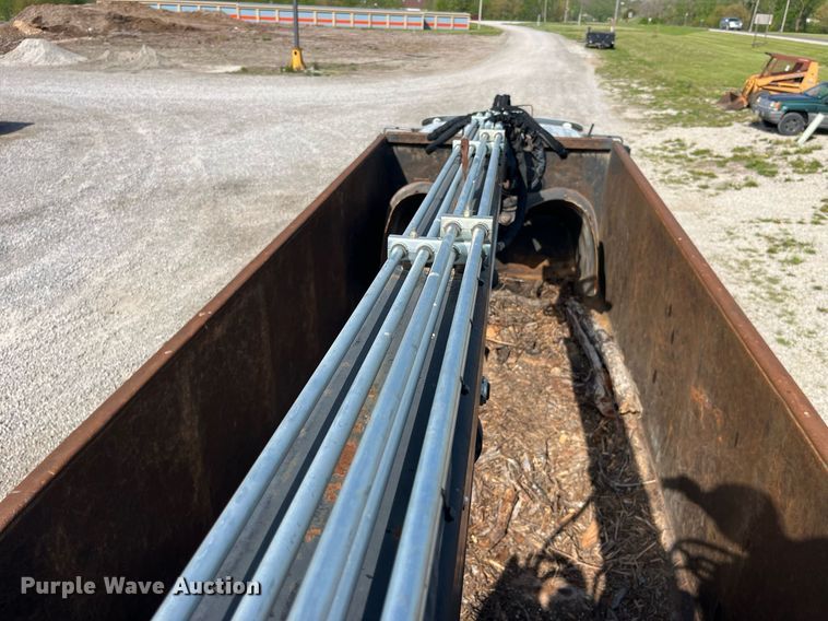 image for item LA9945 2006 International 7700  log loader truck