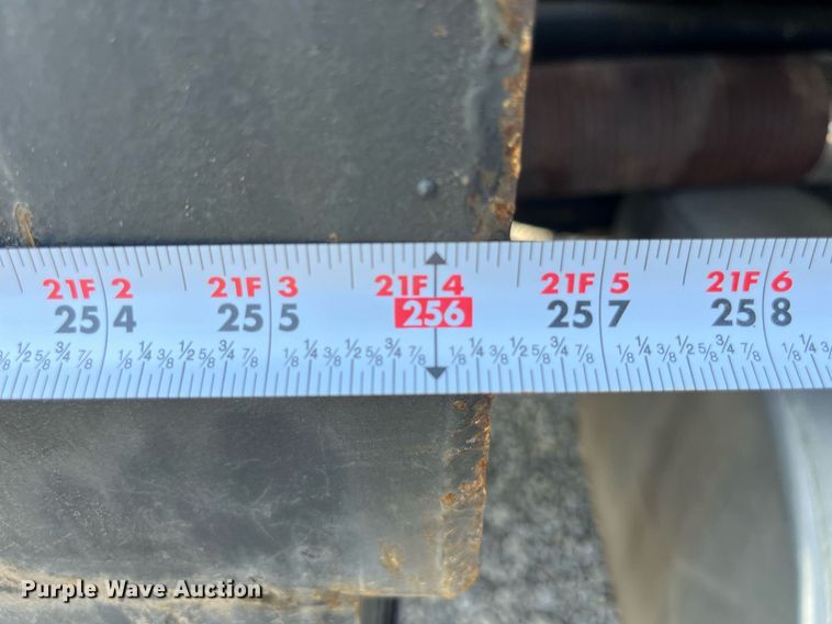 image for item LA9945 2006 International 7700  log loader truck