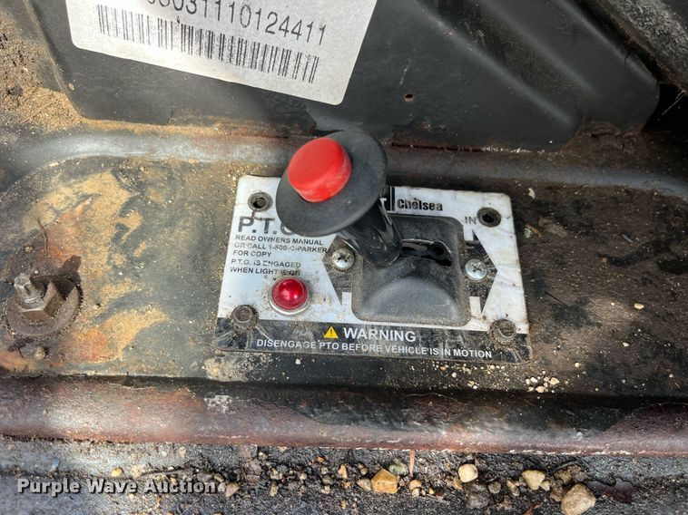 image for item LA9945 2006 International 7700  log loader truck