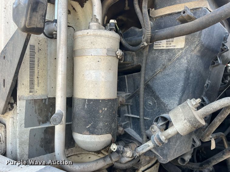 image for item LA9945 2006 International 7700  log loader truck