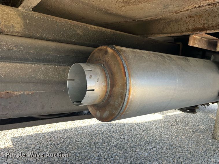 image for item LA9945 2006 International 7700  log loader truck