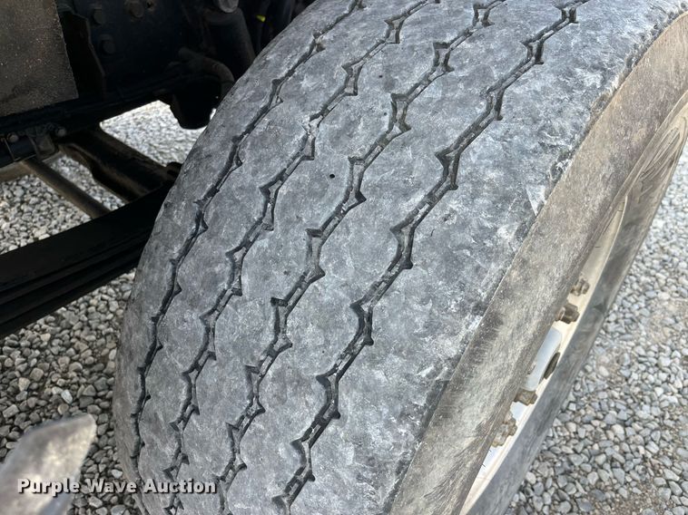 image for item LA9945 2006 International 7700  log loader truck