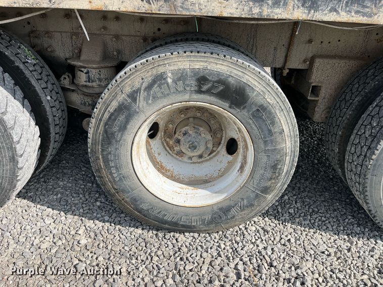 image for item LA9945 2006 International 7700  log loader truck