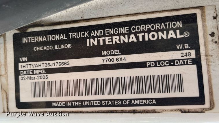 image for item LA9945 2006 International 7700  log loader truck