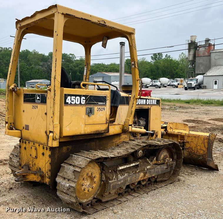 image for item LA9952 1996 John Deere 450G  dozer