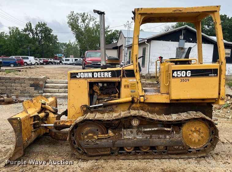 image for item LA9952 1996 John Deere 450G  dozer