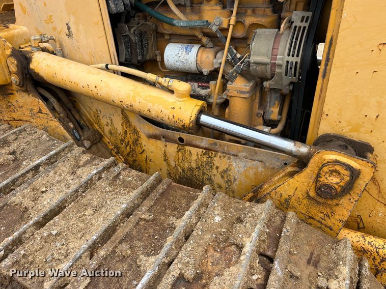 image for item LA9952 1996 John Deere 450G  dozer