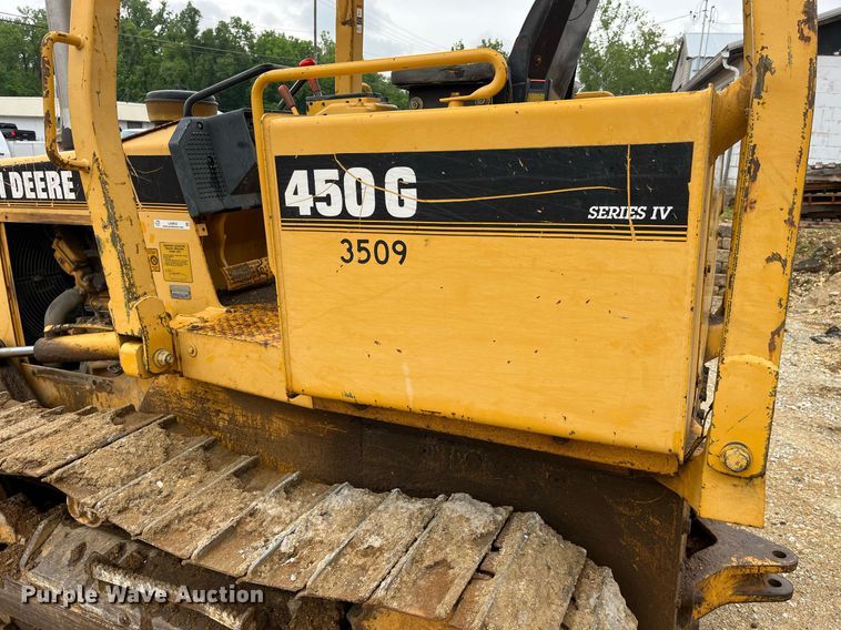image for item LA9952 1996 John Deere 450G  dozer