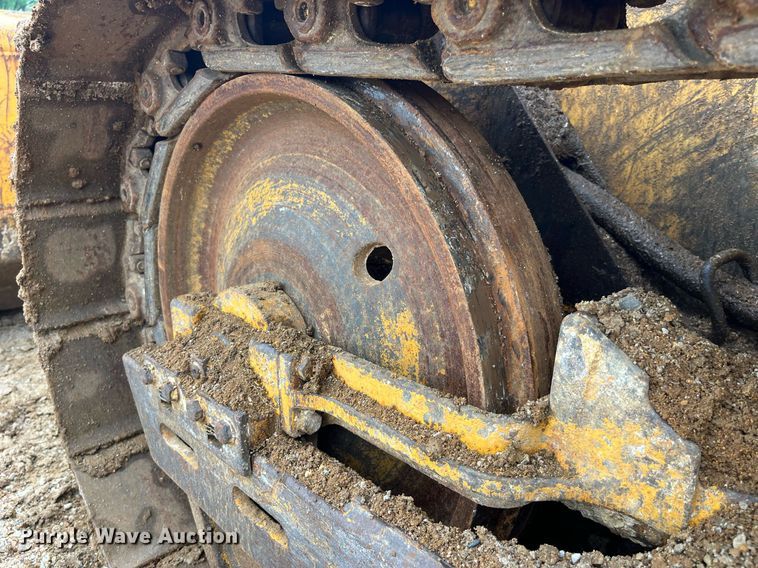 image for item LA9952 1996 John Deere 450G  dozer