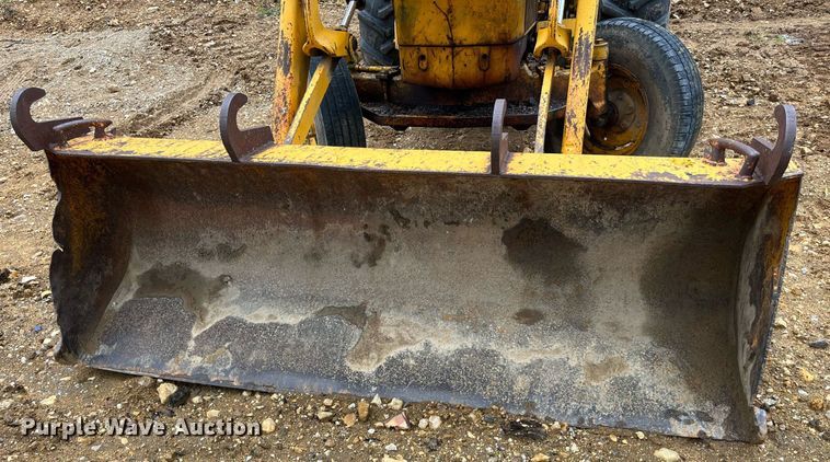 image for item LA9953 John Deere T5W3C  backhoe