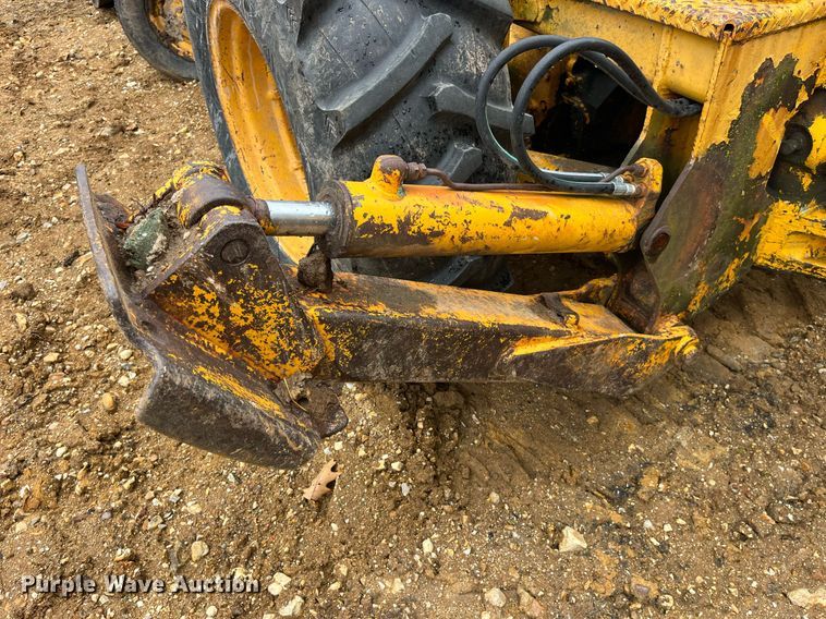 image for item LA9953 John Deere T5W3C  backhoe