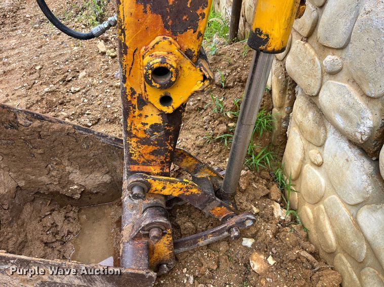 image for item LA9953 John Deere T5W3C  backhoe